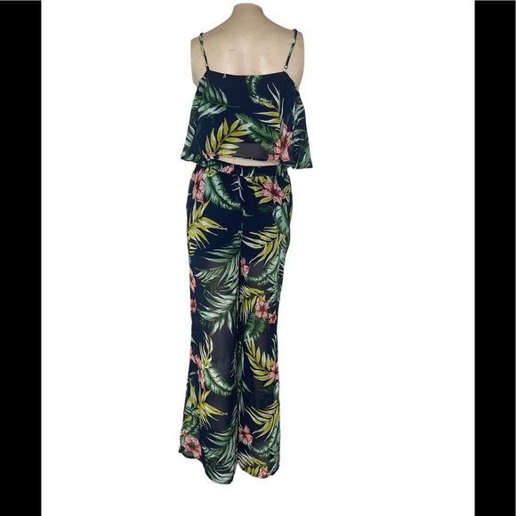 Favlux sz M, 2 piece tropical pants and top set - Picture 7 of 14